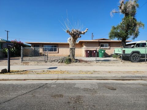 Open house 10/26 and 10/27. This is an excellent opportunity to own property in an established Coachella neighborhood. This home includes a large yard with a view. The anticipated CV Link is expected to be located behind the home. This 3-bedroom, 1-b...