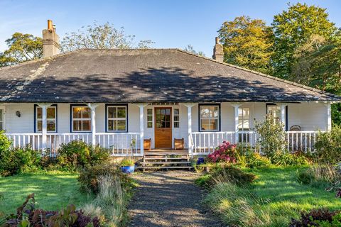 Fell garth is a truly unique property, nestled above the village of Bassenthwaite, in the Lake District National Park. This Colonial styled property offers a peaceful setting with breathtaking views of Skiddaw and the surrounding fells.   This coloni...