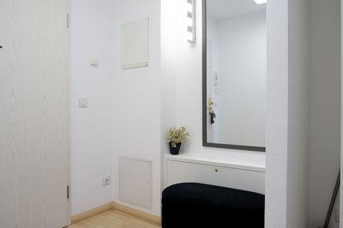 Modern möbliertes Apartment mit Komplettausstattung in Dresden, Friedrichstadt zu vermieten! Diese bezaubernde Wohnung bietet alles, was Sie für einen komfortablen Aufenthalt in Dresden benötigen: Ein gemütliches Schlafzimmer ein helles Wohnzimmer ei...