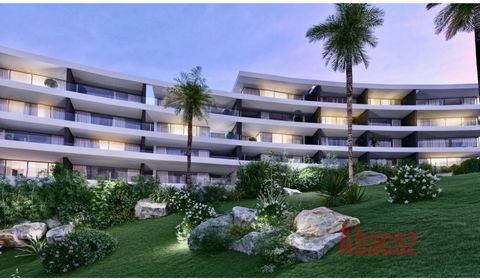 This exclusively designed top floor apartment in Marina Bay Views will be completed in the second semester of 2025 with an energy rating of A. This luxury apartment has abundant natural light offering comfort and generous space. It is located within ...