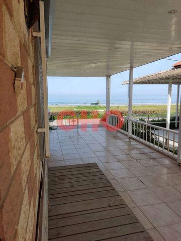 Das erste Haus am längsten und schönsten Strand von Kusadasi, Der Blick, der sich nie verschließt Zwischen Ihnen und dem Meer befindet sich nur Grün 2 Zimmer 1 Wohnzimmer Bad-WC Markt vs 400m entfernt Dieses Inserat wurde automatisch durch das RE-OS ...