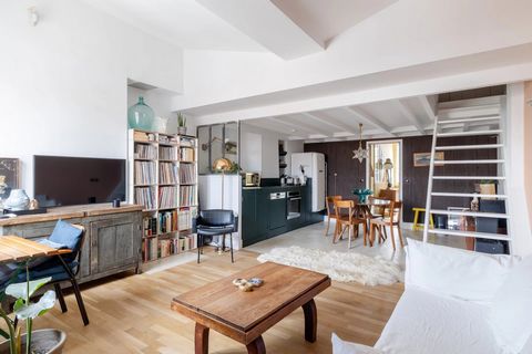 In the highly sought-after district of Montorgueil, BARNES is advertising this charming 74m² (797 sq ft) duplex apartment (57m² or 614 sq ft under the Carrez Law), completely renovated in 2021. Located on the 5th floor of a building without a lift da...