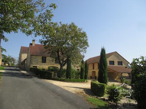 For sale near SARLAT la CANEDA Périgord Noir, on land of about 4.9HA, important real estate complex composed of a guest house and 4 houses used as cottages i.e. 13 bedrooms and 32 beds, 3 independent swimming pools. Houses built or restored from 2015...