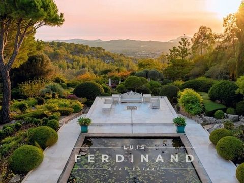 Zee, zonsondergang, bergen, bloemen - Mediterraans toevluchtsoord De villa van het projecteren van dromen in afstemming op het zoete en plezierige huidige moment. Bovenop een berg op het zuidoosten die een ongeëvenaard panorama biedt op de Mallorcaan...