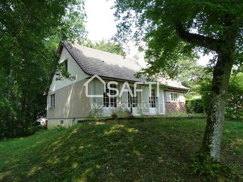 Chevigny-Saint-Sauveur, lotissement du bois du Roy, dans un cadre naturel, idéalement située, à proximité des transports en commun, des commerces et des services, maison indépendante de 125 m2 sur sous-sol complet et un étage, le tout sur sa magnifiq...