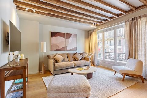 Prachtig appartement met airconditioning, gelegen tussen Boulevard Saint-Michel en Boulevard Saint Germain, een emblematische slagader in het hart van Parijs. Deze wijk, rijk aan geschiedenis en cultuur, biedt een onvergetelijke ervaring aan bezoeker...