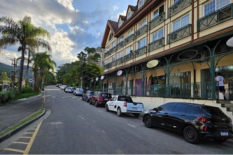 Opportuniteit - Commerciële kamer in Ed. Tangara, 28 m² voor R$ 210.000,00 - Itaipava, Petrópolis/RJ 1. ONROEREND GOED Commerciële kamer van 36 m², ontworpen om te voldoen aan de behoeften van wie op zoek is naar een functionele en goed verdeelde rui...