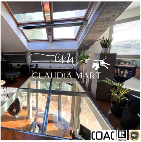 Claudia Mart Real Estate freut sich, Ihnen exklusiv diese spektakuläre Immobilie in der Provinz Barcelona zu präsentieren, einer prestigeträchtigen Wohngegend von Sant Miquel d'Olèrdola , einer Enklave, die Natur, Geschichte und Komfort in einer priv...