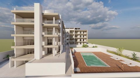 Situé dans le quartier charmant et dynamique d’Albufeira, ce développement en construction est une opportunité unique sur le marché immobilier. Avec une variété de commodités et d’attractions à quelques pas, Balaia offre l’équilibre parfait entre com...