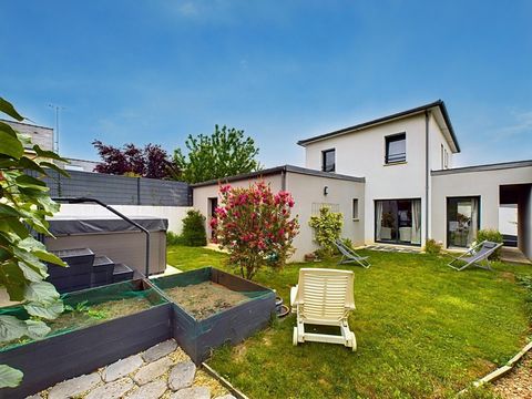 La Praudière- Contemporaine de 4 chambres au calme