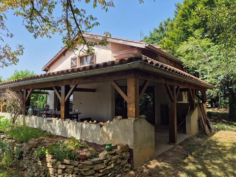 EXCLUSIVITÉ – Grande maison familiale avec parc arboré à Faramans (01800), à 4 min de Pérouges