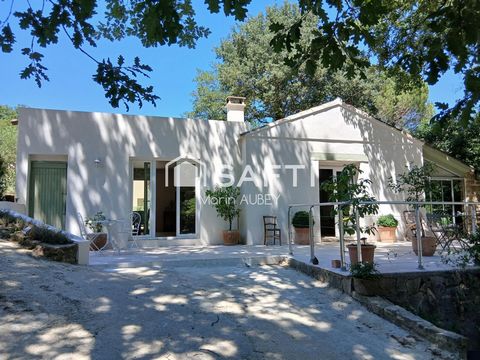 BELLE MAISON PROVENÇALE DANS SON ÉCRIN DE VERDURE