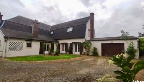 Enorme potentiel pour cette maison d'environ 220m2 habitable