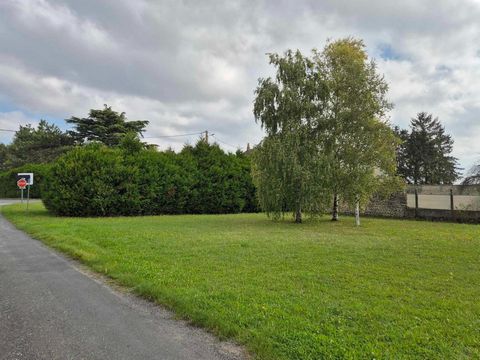Terrain constructible de 755 m²