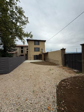 Maison 6 pièces 180m2 5 chambres