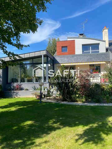 Maison 200m² 5 ch 2 bureaux dépendances grd jardin