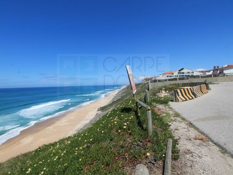 Plots of land in the Atlantic Village Urbanization, in Praia da Pedra do Ouro, Alcobaça, Leiria. Several plots of land, either for the construction of housing or for the construction of buildings (8, 10 and 17 fractions). Plots with areas from 912 m2...