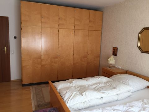 The apartment in Bayreuth is 107 m2, very quiet and is located in a pure residential area on the first floor of a house with 2 apartments, at Max-Planck-Str. 8 in the district Colmdorf/Am Eichelberg. The apartment is very nice and high quality furnis...