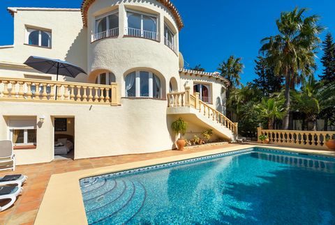 Classic and comfortable villa in Javea, on the Costa Blanca, Spain with private pool for 8 persons. The house is situated in a residential beach area. The villa has 4 bedrooms and 3 bathrooms, spread over 2 levels. The accommodation offers a lot of p...