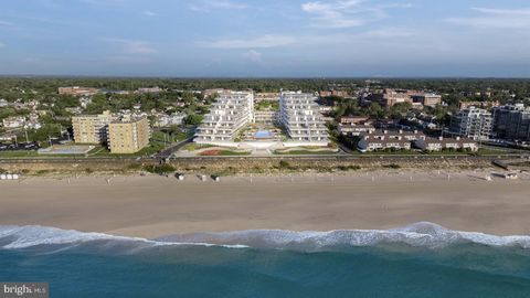 NEW CONSTRUCTION - The Atlantic Club will be comprised of 132 luxury units built for residents who appreciate the value of art in real estate. Many features include private terrace and or balcony with unobstructed ocean views providing future residen...