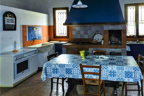 Live it up as you experience a dream vacation in Italy’s Fulgatore in this delightful holiday home with swimming pool for enjoying a refreshing dive and a furnished garden for unwinding with loved ones. The accommodation is very suitable for sun holi...