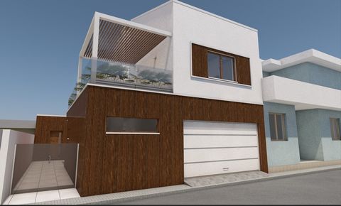 In Roseto degli Abruzzi, in the central area, for sale a villa under construction of sqm. 280 commercial. It is built in green building, class A4. Is it the best choice for you and your family? Contact us now! The solution is developed on three level...