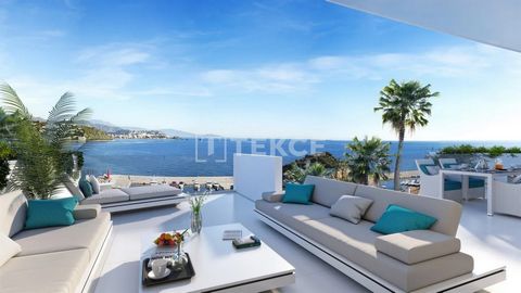 2 and 3-Bedroom Real Estate in a Beachfront Compound in Almuñecar The real estate is situated in the town of Almunecar, in the center of the Costa de Granada. Mediterranean trees and coves with beautiful water encircle this special real estate compou...