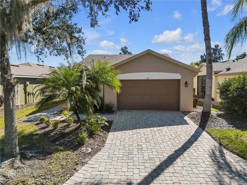 Welcome to your new Florida oasis! This Zinfandel model, boasting captivating conservation views, eagerly awaits your arrival to transform it into your very own haven. Meticulously cared for by its devoted owners, this residence is primed for immedia...
