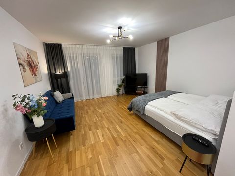 Are you looking for a tastefully and chicly furnished apartment? Then you are exactly right with us. The accommodation is located in Detmolder Straße in Paderborn. * free parking directly at the entrance * new building area * elevator * laundry room ...