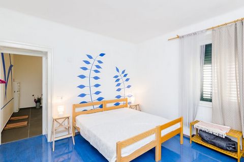 Apartments Eos & Vespera is located in Gruž, located 2,4 km from the famous Old Town of Dubrovnik with various beaches, historic sights, restaurants, cafes, bars and shops. Public parking is available at the location nearby. Charges are applicable an...