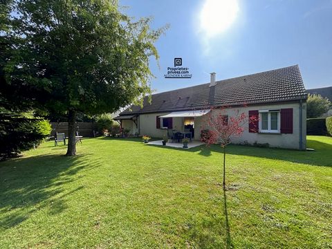 Dans l'Yonne (89) sur la commune de Paron, maison quatre chambres. Karine ALLENDER vous propose cette maison de plain-pied avec une chambre en étage comprenant une cuisine aménagée et équipée ouverte sur le salon/séjour, trois chambres, une salle d'e...