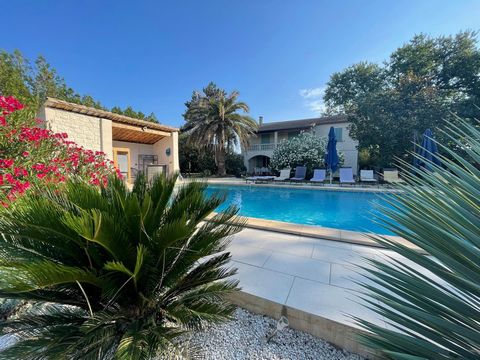 SUPERBE MAISON RENOVEE AVEC PISCINE ET GITE