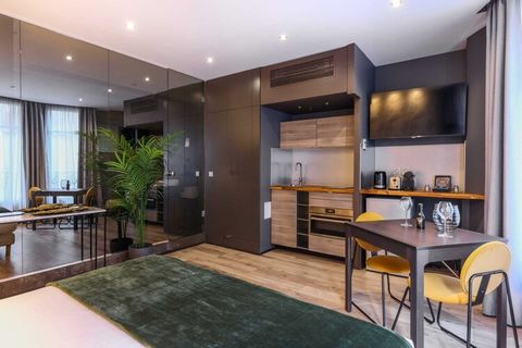 Entdecken Sie dieses charmante Studio-Apartment im Viertel Passy im 16. Arrondissement. Mit 26 m² bietet es einen komfortablen Wohnraum, ideal für zwei Personen, die sowohl Komfort als auch die Authentizität des Viertels suchen. Dieses Studio liegt i...