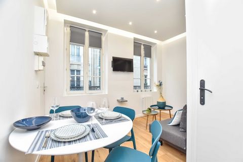 Ce bel appartement peut accueillir jusqu'à 4 personnes. Il est situé dans le 3ème arrondissement de Paris. Plongez au cœur de la simplicité avec notre appartement idéalement situé, offrant une accessibilité optimale à toutes les splendeurs de la capi...