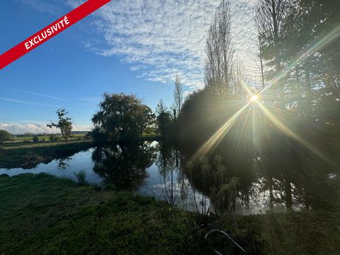 For sale: Lake located on a plot of approximately 10,000 m², offering a unique and peaceful natural space. Characteristics: - Lake: In water, ideal for leisure activities, relaxation, or aquatic adventures. A natural element that brings serenity and ...