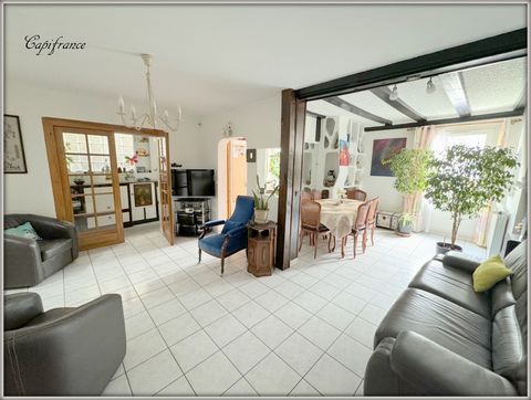 Aulnay-sous-Bois Centre sud, Capifrance vous propose en exclusivité ce bijou bien entretenu habité depuis plus de 30 ans par les propriétaires actuels....c'est dire qu'ils s'y sont plu... Cette maison, non mitoyenne affiche dès l'extérieur sa façade ...