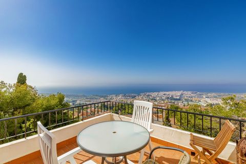 in der Nähe von Geschäften, Beliebte Urbanisation, nah an allen Annehmlichkeiten, Einbauküche, Gemeinschaftsgarten, Terrasse, Parkplatz, Gemeinschaftspool, Möbliert, Meerblick, Landschaftsblick, in der Nähe von restaurants