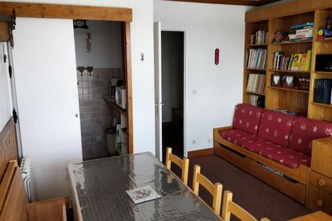 Situato nel cuore di Tignes Le Lac, questo residence offre una posizione privilegiata ai piedi delle piste, offrendo un facile accesso ai punti d'incontro della scuola di sci e ai servizi circostanti, tra cui negozi, ristoranti, bar, un supermercato ...