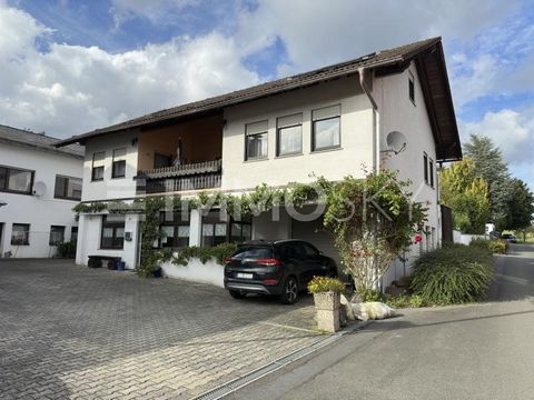 Zum Verkauf steht ein freistehendes Einfamilienhaus in Weilrod-Hasselbach, erbaut zwischen 1984 und 1991, mit Erstbezug im Jahr 1991. Das Haus bietet eine großzügige Wohnfläche von 160 m² und steht auf einem 268 m² großen Grundstück. Es erstreckt sic...