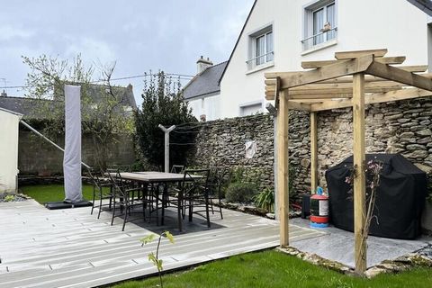 Casa situata nella tranquilla zona di Roch Priol Con ampio giardino, mobili e barbecue Con parcheggio per 4 auto. Ampia casa con barbecue e biancheria inclusa. Casa eccezionale in un ambiente tranquillo e piacevole Ampia casa con 4 camere da letto di...