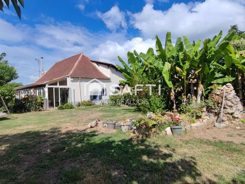 Périgourdine rénovée avec jardin arboré et hangar