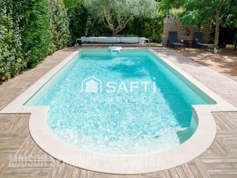 Villa , 4 chambres, garage, parking et piscine sur 741 m² .