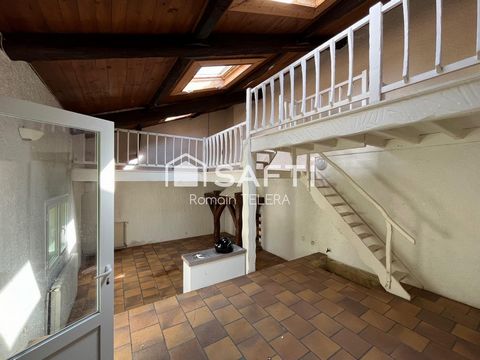 T5 Bégles : Maison à rénover/disiver de 163 m², jardin, et places de parking