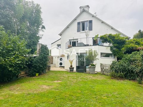 BOURG et PLAGE pour cette familiale de charme et intimiste