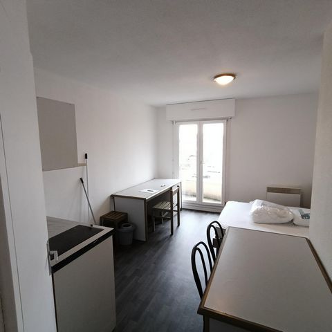 Studio 18m² avec Balcon PROCHE GARE