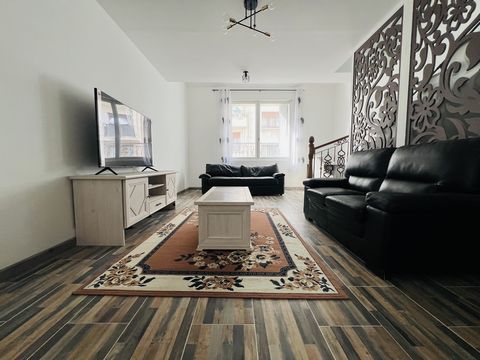 Maison de ville atypique r&#233;nov&#233;e - Secteur Charteux / Proximit&#233; m&#233;tro
