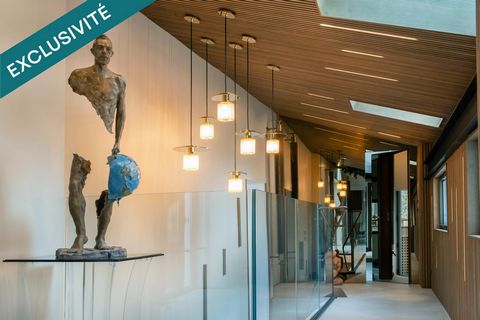 Appartement d'Exception en Duplex 283 M2 Toit Terrasse 5CH 4SDE