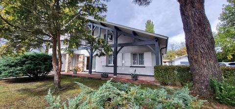 Maison 8 pièces 198 m²