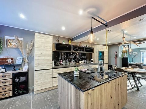 MAISON DE RESIDENCE RENOVEE 2 CHAMBRES GARAGE JARDIN