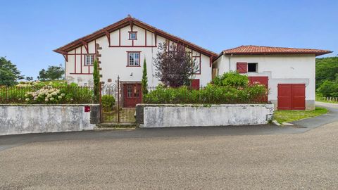 Maison Traditionnelle - 293M²